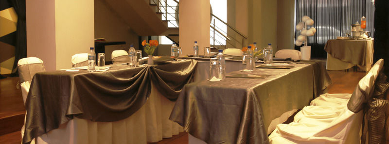 Nu House Boutique Hotel Quito Esterno foto
